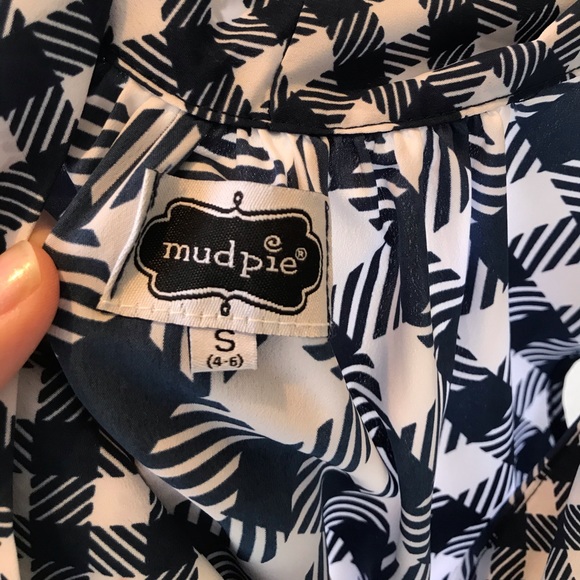 Mud Pie Sleeveless Blue and White Tunic - Picture 5 of 6